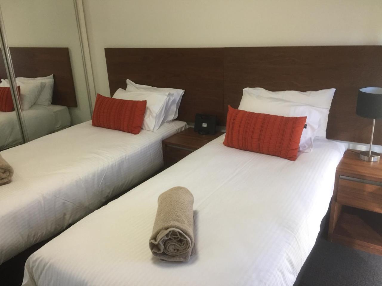 Tea House Motor Inn Бендиго Екстериор снимка