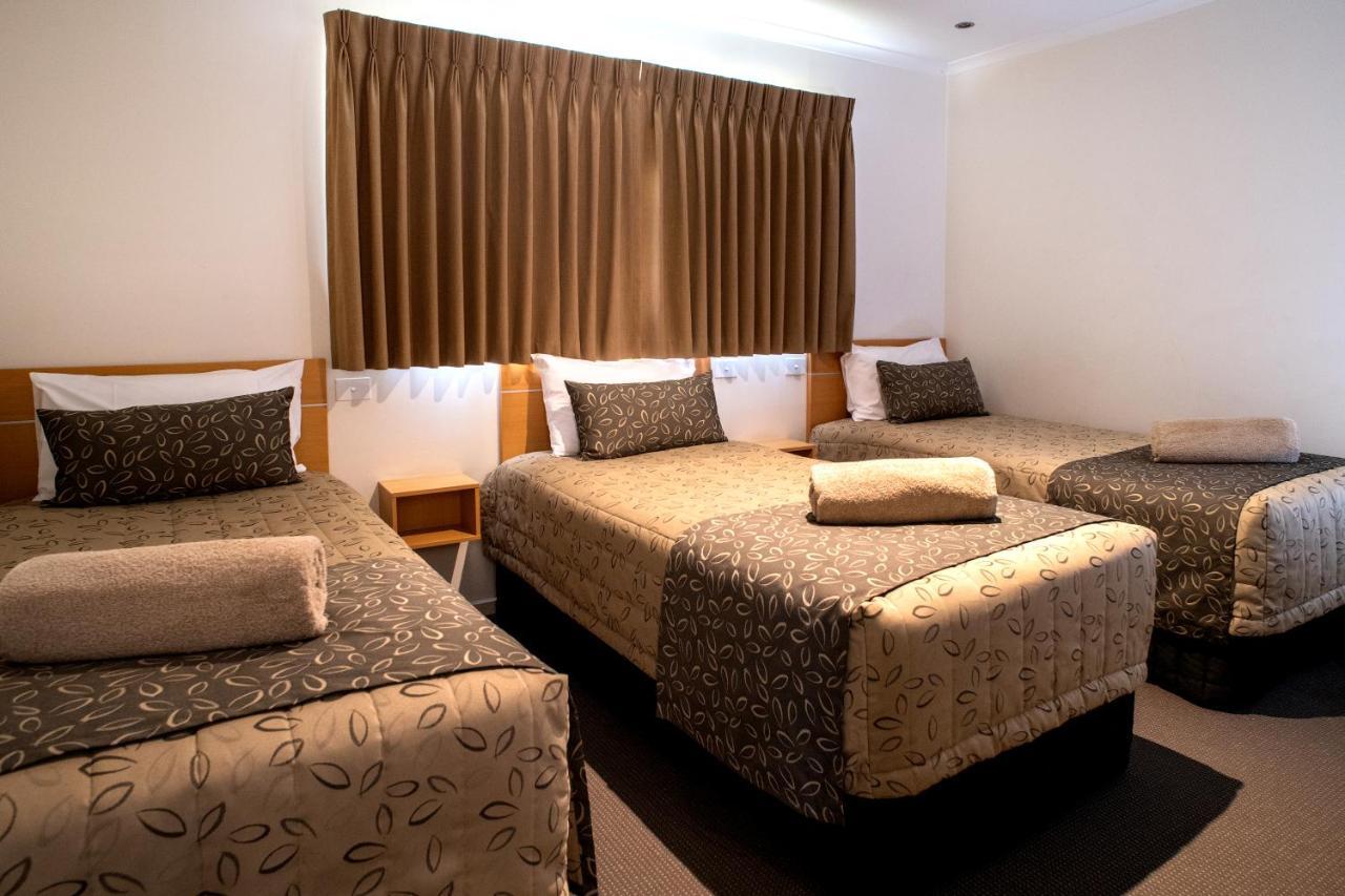 Tea House Motor Inn Бендиго Екстериор снимка